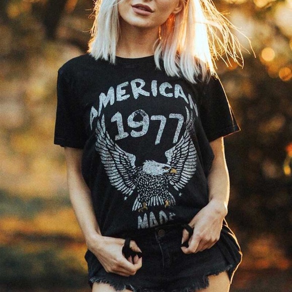 Tops - black eagle American 1977 Graphic Tee